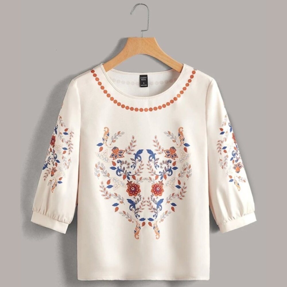 NWOT Apricot Boxy Blouse Puff Sleeves Printed Floral Details Women’s Small